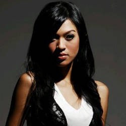 Delia Tak Mau Buru-buru Rilis Album Solo