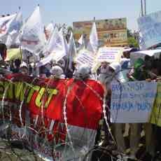 Ratusan Buruh FSPMI Tuntut Keselamatan Kerja