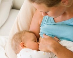 Siapa Bilang Ibu Menyusui Tak Bisa Tidur Nyenyak?