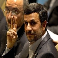 Ahmadinejad Tuding Barat Berniat Jarah Libya