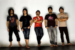 Bams Dikabarkan Keluar, Samsons No Comment