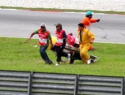 Simoncelli Tak Dapat Pertolongan Pertama yang Baik 