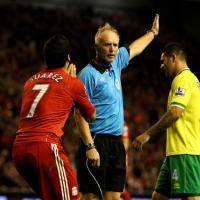 Enrique: Suarez Bukan Tukang Diving