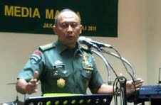 TNI AD Bantu Polri Berpatroli di Papua