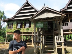 Idealisme Pak Sultan, Kepala Desa Tanah Towa