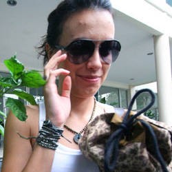 Dewa Budjana Mengaku Salah Pajang Foto Sophia Latjuba di Twitter