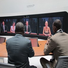 Menkominfo Jajal Meeting Virtual