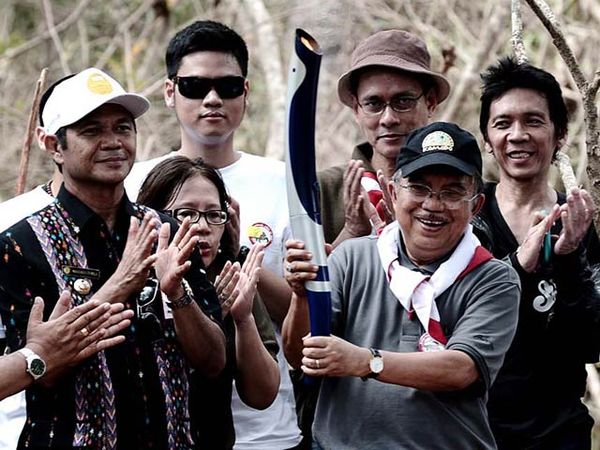 JK Terima Api SEA Games di Pulau Komodo