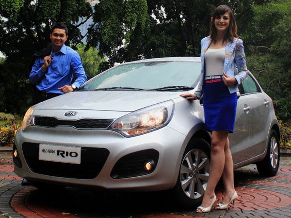 KIA Luncurkan Hatchback Rio