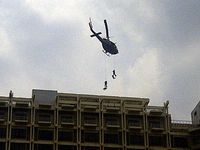 TNI-Polri Latihan Pembebasan Sandera Teroris