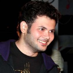 Ridho Rhoma Dikabarkan Cinlok dengan Michelle Adlen