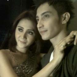 Aida Saskia Pacari DJ