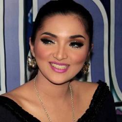 Ashanty: Bulan Maret Akan Ada Sesuatu