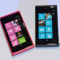 Lebih Intim dengan Nokia Lumia 800 & Lumia 710