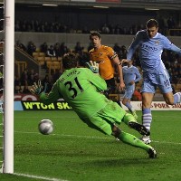 City Terlalu Tangguh untuk Wolves