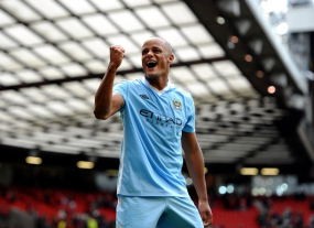 Kompany: Percuma Kalahkan MU tapi Tanpa Gelar