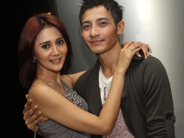 Aida Saskia dan Pacar Barunya