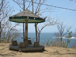 pemandangan pantai yg eksotis di papuma