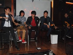 Vokalis Seventeen Jadi Produser Karena Cinta