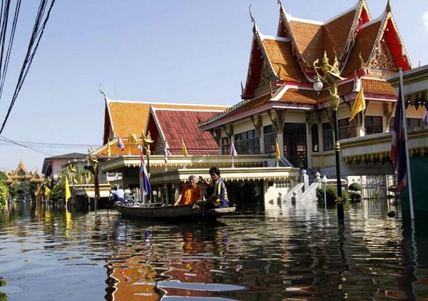 Banjir di Thailand Meluas