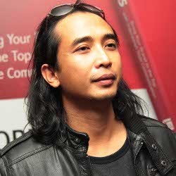 Piyu Lirik Bisnis Restoran