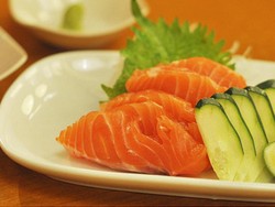 Spider Roll Istimewa Khusus Pencinta Unagi