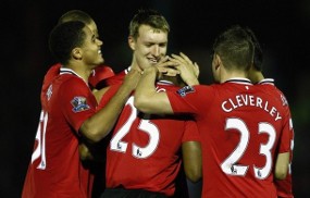 Denis Irwin Yakin MU Bakal Bangkit