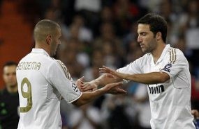 Tak Ada Rivalitas di Antara Benzema-Higuain