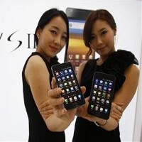 Hegemoni Apple-Samsung Terancam Huawei-ZTE