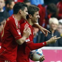 Bayern Menang, Dortmund Tertahan