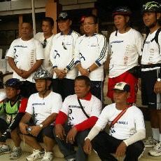 Amir-Denny Genjot Sepeda Putari Jl HR Rasuna Said-Saharjo