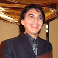 Syahrul Gunawan Tak Hadiri Pernikahan Intan Nuraini Syahrul Gunawan Tak Hadiri Pernikahan Intan Nuraini