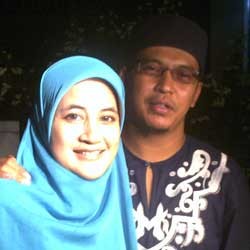 Ustad Jeffry Akui Rumah Tangganya Sering Kisruh Ustad Jeffry Akui Rumah Tangganya Sering Kisruh