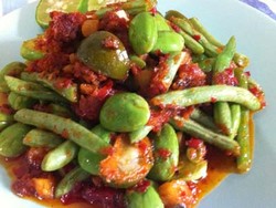Sambal Petai Jambal