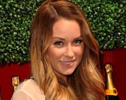Lauren Conrad Akan Luncurkan Buku Kecantikan