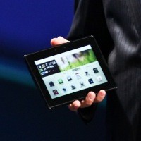 BlackBerry PlayBook: Beli 2 Gratis 1 