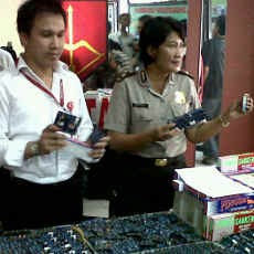 Usaha Elektronik Tak Berizin Digerebek 