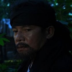 Jadi Bajing Loncat, Mathias Muchus Berlatih Silat Harimau