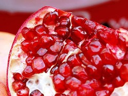 Makan Delima, Mulut Segar Gigi Kuat