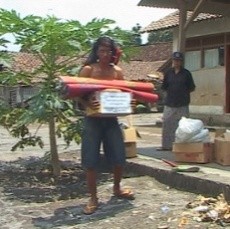 Takut Banjir Lahar Dingin, Ratusan Warga Sirahan Mengungsi