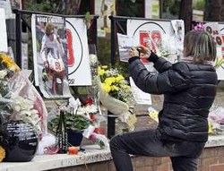 Raungan Mesin untuk Simoncelli!