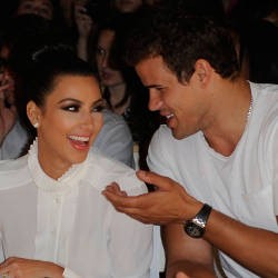 Dua Bulan Menikah, Kim Kardashian Gugat Cerai Kris Humphries