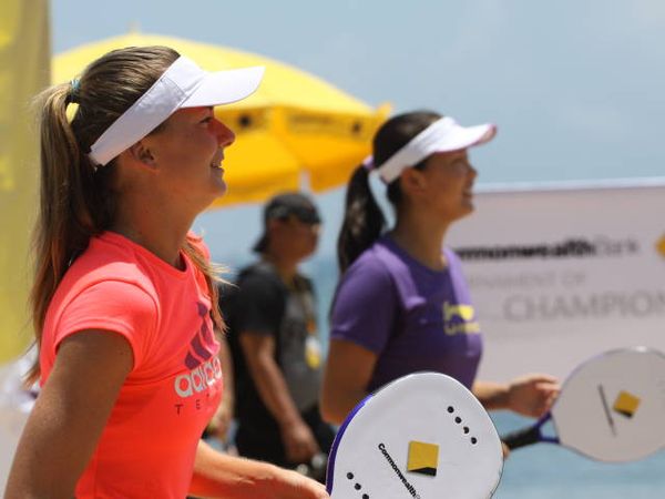 Tenis Pantai Ceria Shuai-Hantuchova