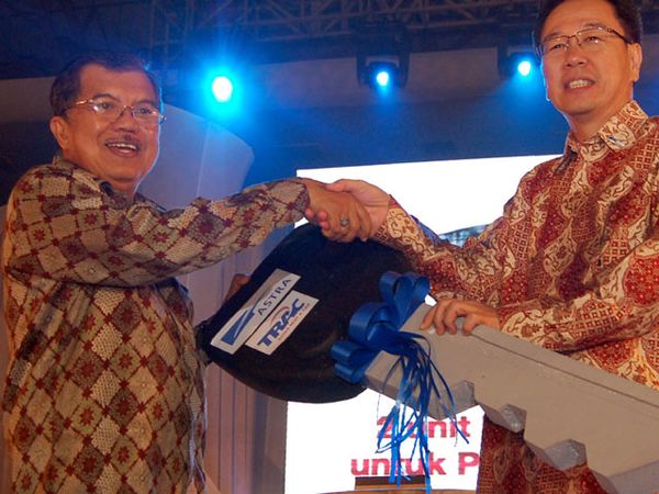 Penghargaan PMI untuk Astra