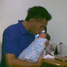 Punya Anak, Airlangga Semakin Bersemangat Bawa Persib Juara