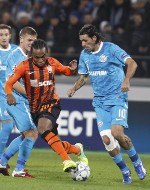 Kalahkan Shakhtar, Zenit Puncaki Klasemen