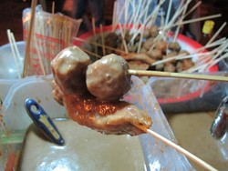 Pentol yang Enaknya Pol!