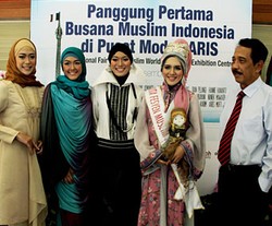 13 Desainer Indonesia Akan Pamer Karya di Paris