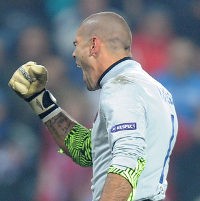 Sudah Capai 877 Menit, Valdes Ciptakan Rekor