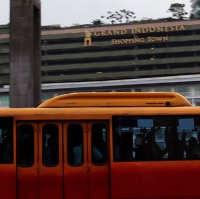 YLKI Kritik TransJ yang Masih Pakai Karcis Kertas